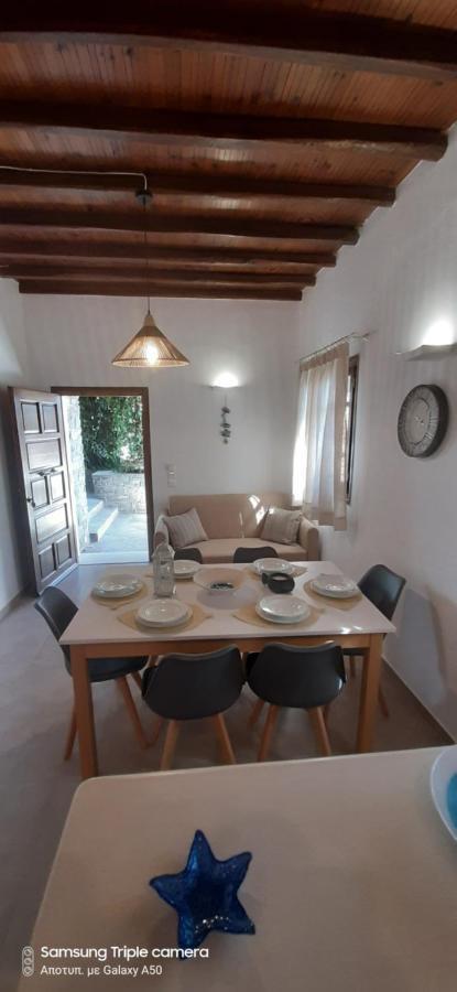 شقة Ranias House أنديباروس المظهر الخارجي الصورة