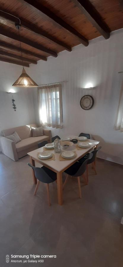 شقة Ranias House أنديباروس المظهر الخارجي الصورة